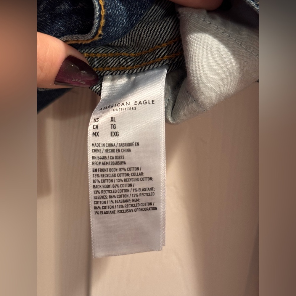 American Eagle Outfitters Denim Jacket - Picture 10 of 11